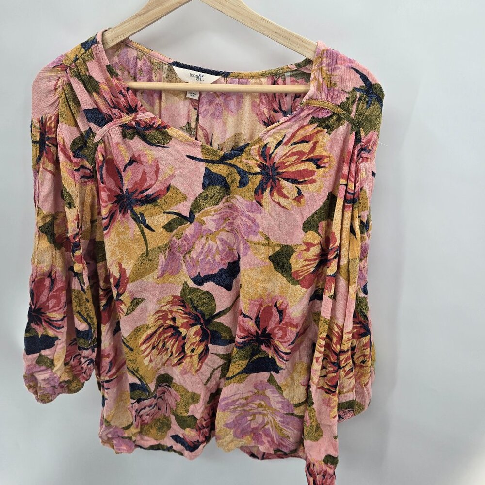 Terra and Sky Pink Floral 3/4 Sleeve V-Neck Pullover Blouse 1x 16W-18W